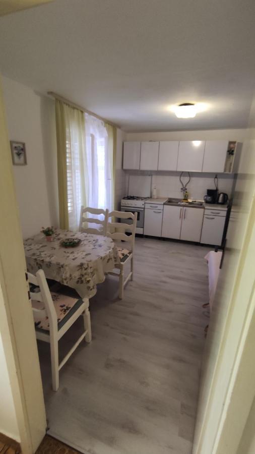 Apartmani Krbelica 1 Primosten Ngoại thất bức ảnh
