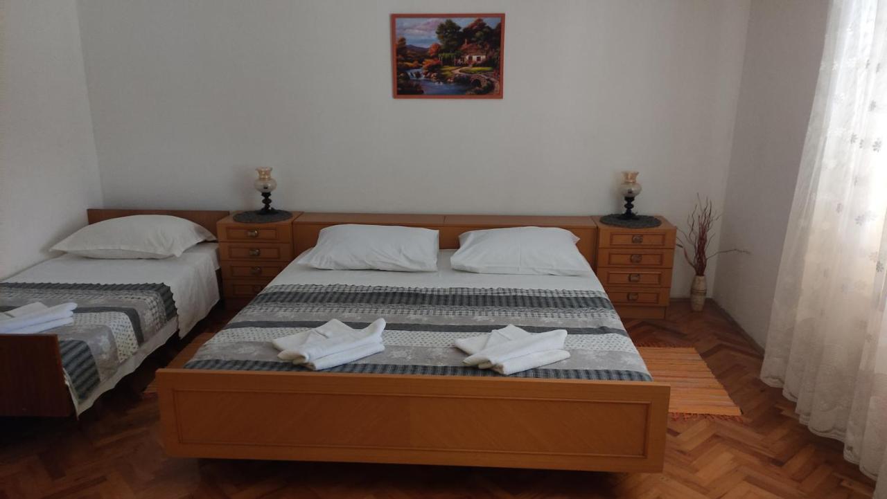 Apartmani Krbelica 1 Primosten Ngoại thất bức ảnh